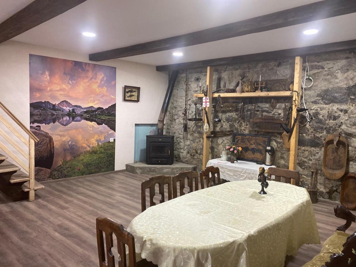 Iuri Udesiani'S Guesthouse ميستيا المظهر الخارجي الصورة