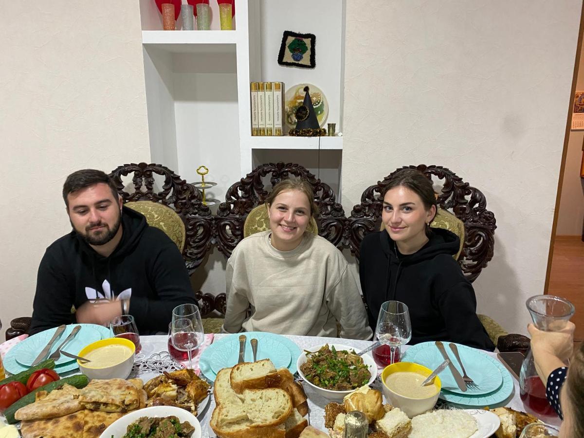 Iuri Udesiani'S Guesthouse ميستيا المظهر الخارجي الصورة